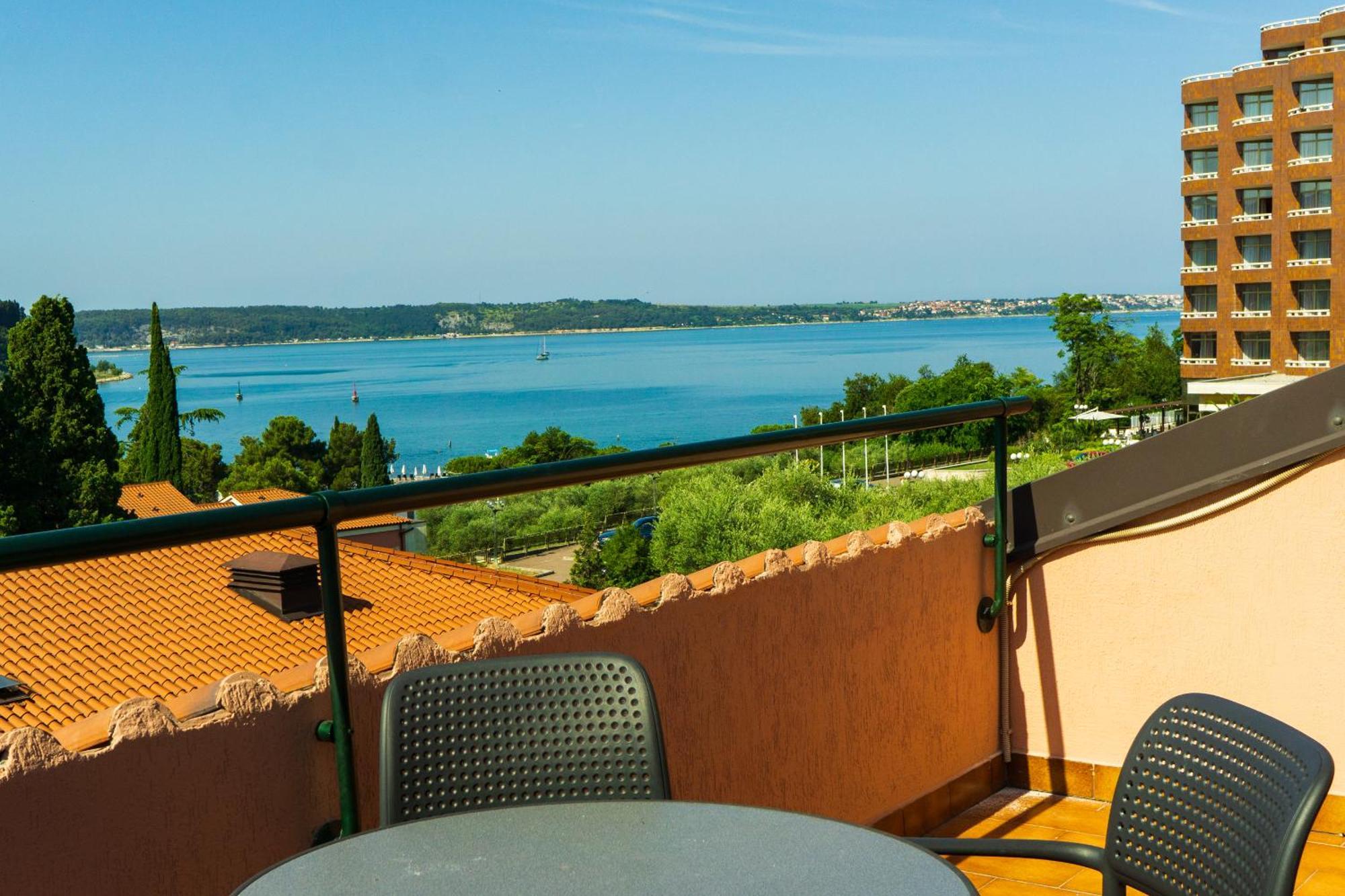 Apartments Stella Portorož Buitenkant foto
